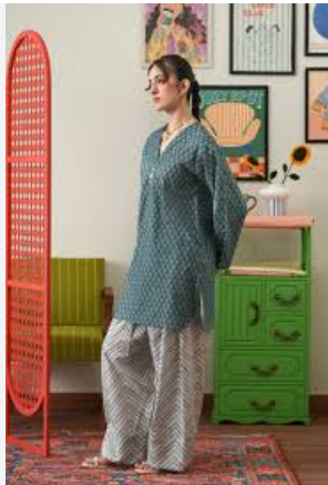 ETHNC printed suit 2 piece 102/714