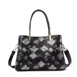 Trendy and Versatile Fashionable Shoulder Bag