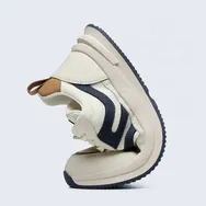 STERLING TRAIL CASUAL SHOE