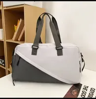 TRAIL MOVE TRAVEL BAG