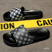 Terra Wave Men’s Slippers