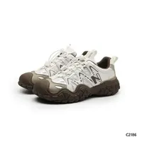 METRO EASE CASUAL SHOE
