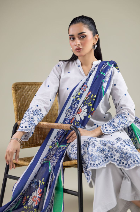 KHADDI- Embroidered | Cambric Floral V-Neck Kurta