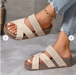 Thick-soled Women's Slippers 