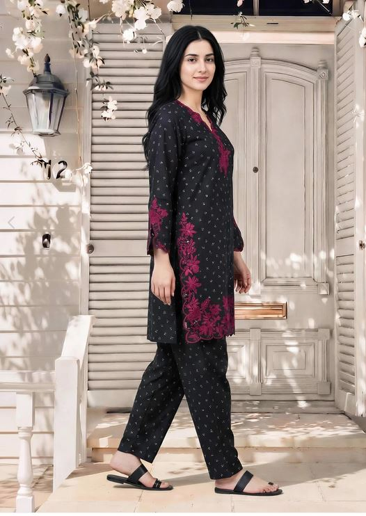 Limelight-2 Piece Grip Suit- Embroidered (Pret)