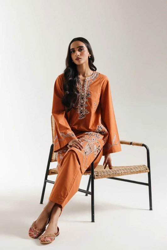 ETHNC  - EMBROIDERED SUIT 2 PIECE
