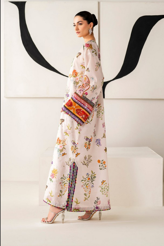 BAROQUE - EMBROIDERED RAW SILK