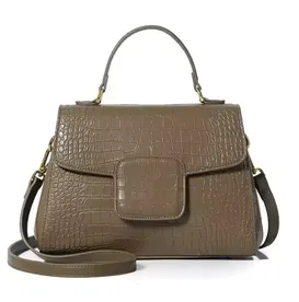 Trendy Everyday Handbag