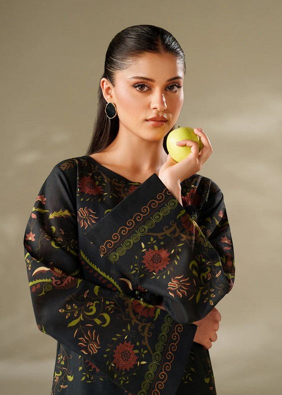 IZNIK - IP-342 Printed Khaddar 2 PIECE