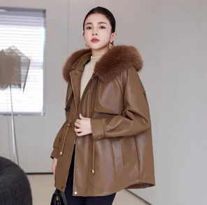 Women’s Classic Velvet-Finish Fur Collar Coat