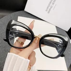 Cat-Eye UV400 Sunglass for Women