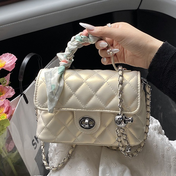 Embroidered Small Square Bag