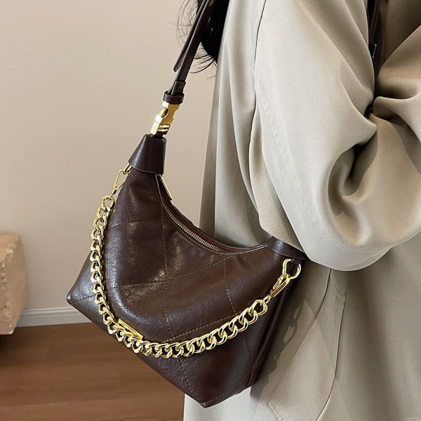 DIAMOND CHAIN  SOFT LEATHER DUMPLING  WOMEN'S BAG 6292BR