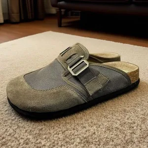 EUROPEAN-STYLE THICK-SOLED SANDAL GB-J204