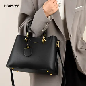 Elegant large-capacity shoulder bags 