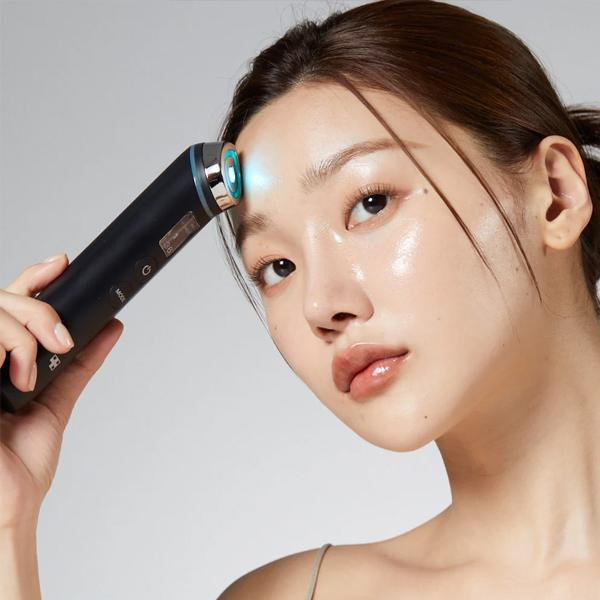 Medicube Beauty Device AGE-R Booster Pro Ex Black