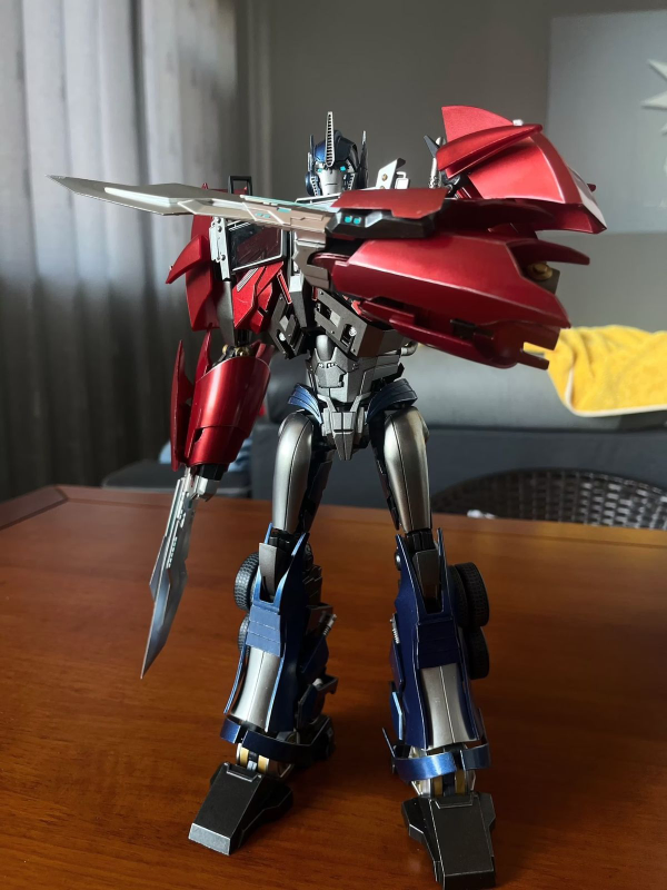 Iron Warrior Studio - Optimus Prime 2.0 Iw-07 Leader
