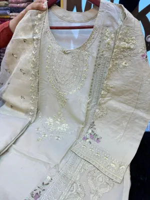 পাকিস্তানি ইনস্পায়ার্ড কালেকশন – লাইট বিস্কিট শেড