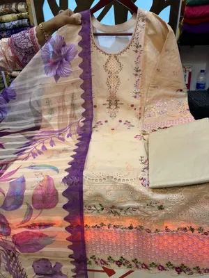Swizz Lawn 3 Pcs Embroidered Dress