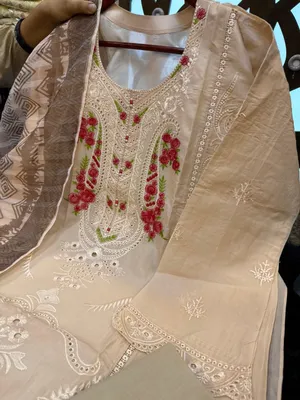 Swizz Lawn Embroidered Semi-Stitched 3Pc