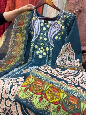 Premium  Dubai Cherry Silk Item 