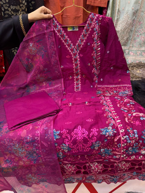 Pakistani Inspired Item