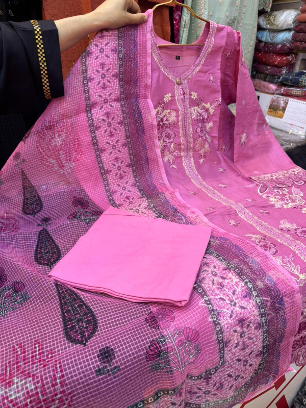 Pakistani Inspired Item