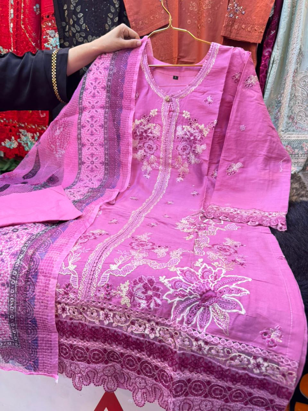 Pakistani Inspired Item