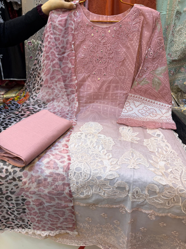 Lightweight Printed Suit Collection