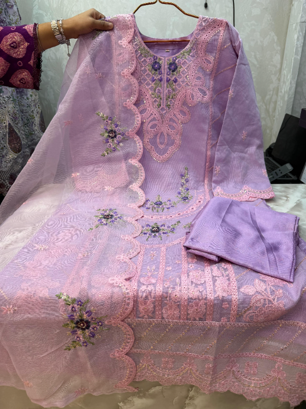 Soft Quata Embroidered Set with Elegant Finish