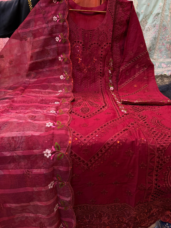 Refined Long-Length Suit with Premium Detailing