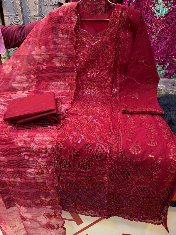 Elegant Swizz Cotton Attire with Statement Dupatta