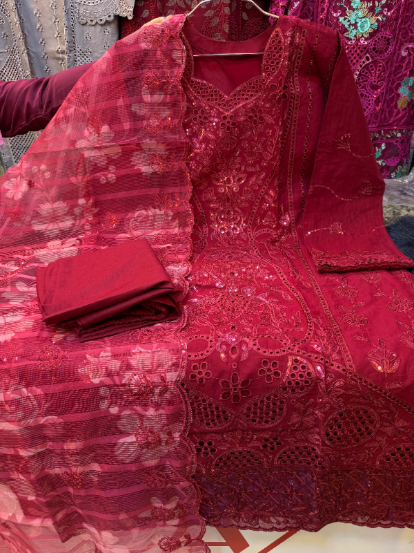 Elegant Swizz Cotton Attire with Statement Dupatta