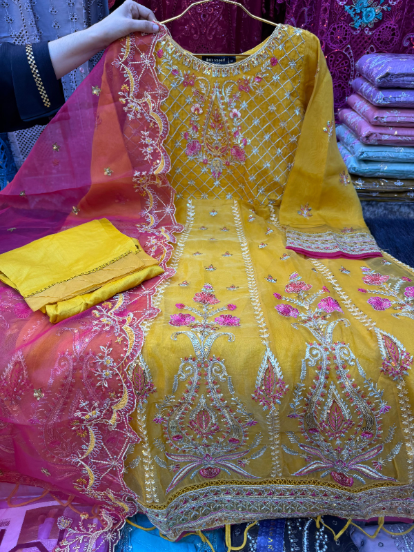 Bin Sayeed Premium Organza Party Suit