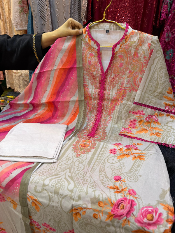 All-Over Printed Swizz Lawn Set with Premium Lace