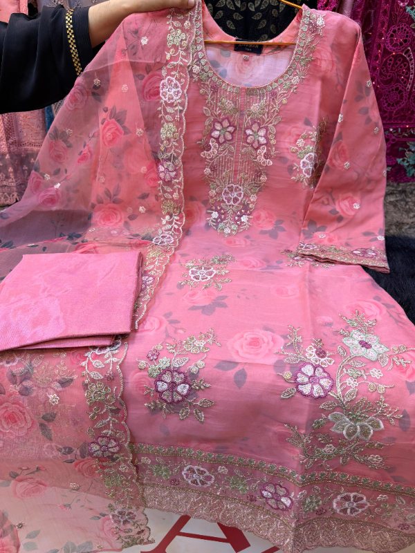 Premium Soft Organza Suit with 3D Inner Setting