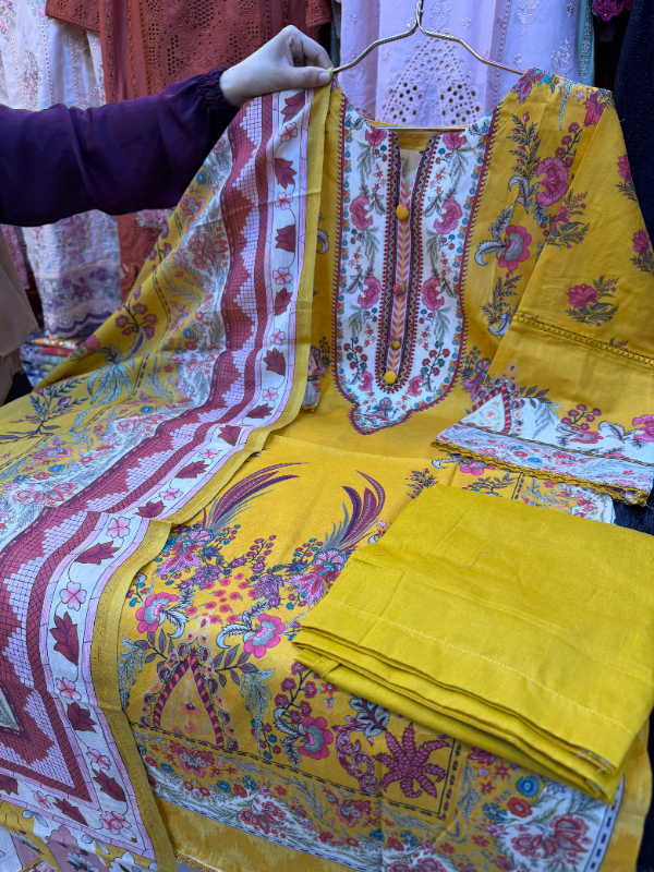 Premium Lace Detailed Swizz Lawn Set