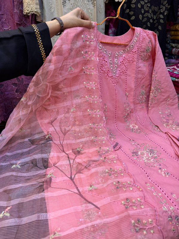 Swizz Cotton Statement Set with Printed Quata Dupatta