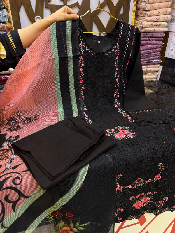 Pakistani Inspired Embroidered Dress Set 