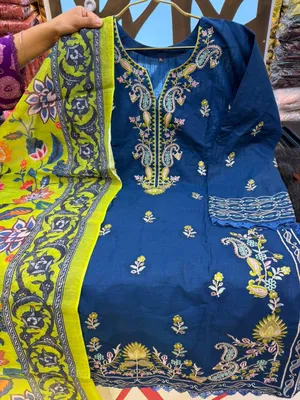 Elegant Slub Cotton Suit with Decorative Lace Work