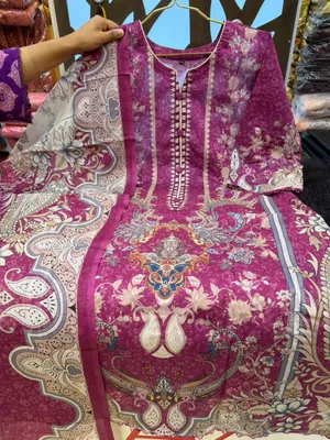 Fashionable Pakistani Cotton Printed Suit with Palazzo Design