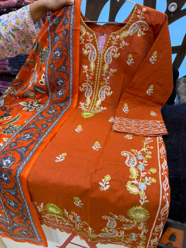 Trendy Swizz Lawn Cotton Suit with Quata Printed Dupatta