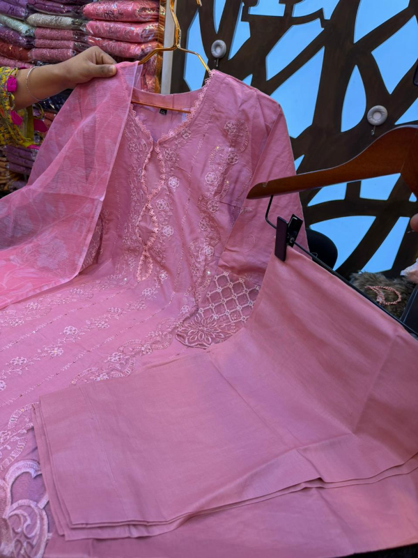 Signature Jacquard Cotton Self Pattern Suit with Printed Quata Dupatta