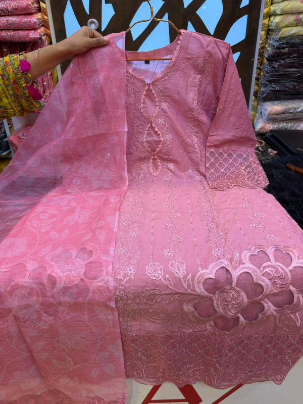 Signature Jacquard Cotton Self Pattern Suit with Printed Quata Dupatta