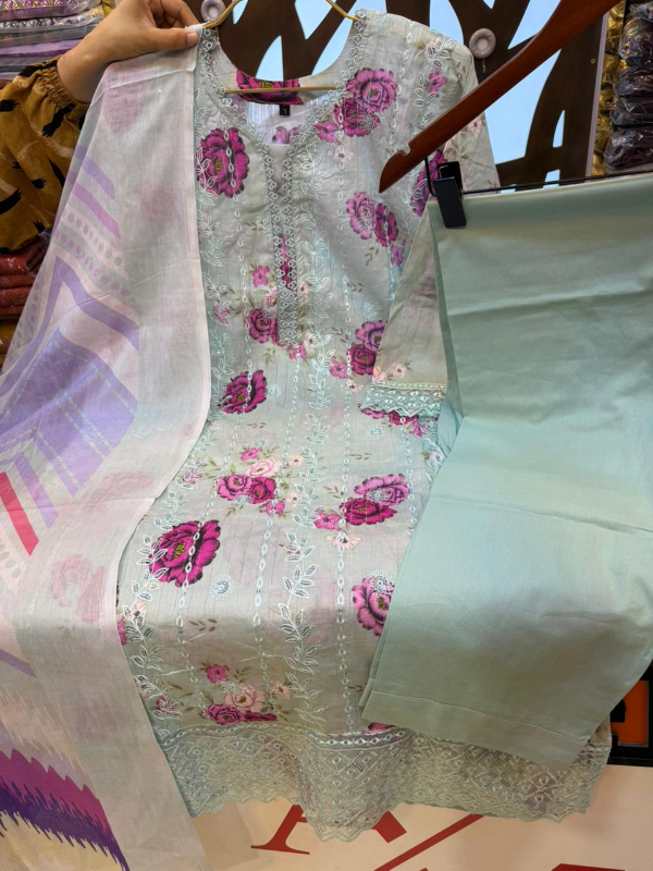 Elegant Swizz Lawn Embroidered Suit Set