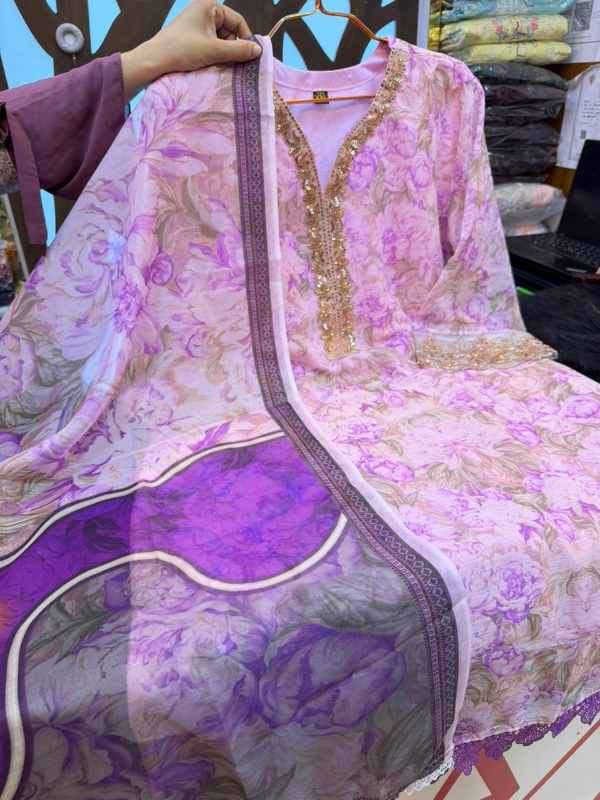 Stylish Gold Georgette Festive Salwar Suit