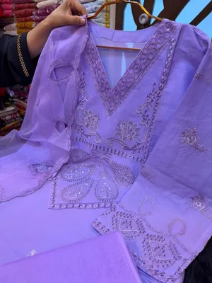Stylish Swizz Lawn Suit with Thread Embroidery Finish