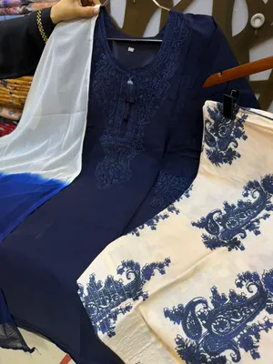 Graceful Cotton Farshi Set with Embroidered Neck Detail