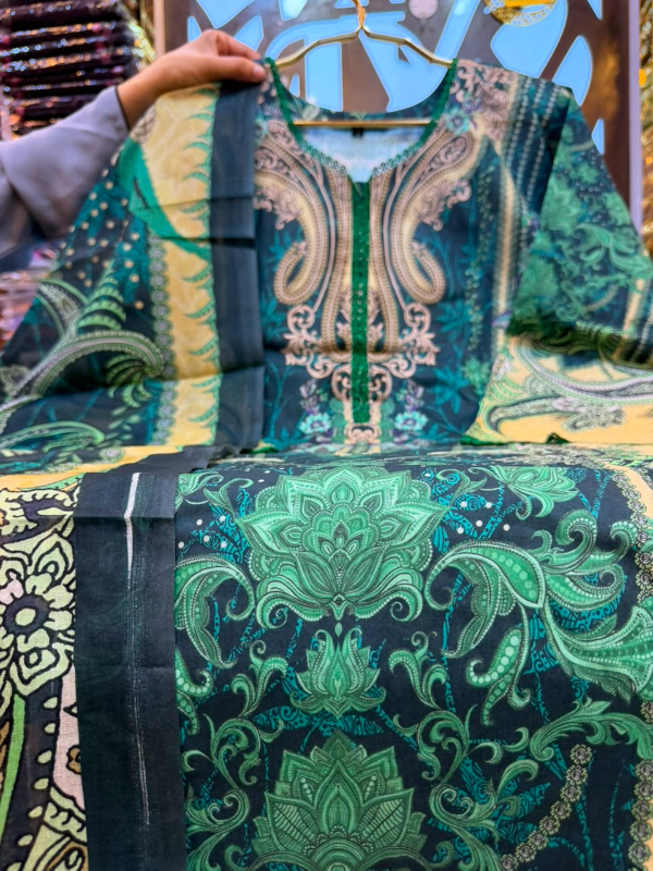 Emerald Green & Paisley Printed Swiss Lawn Three-Piece Suit Set - Deep Emerald Green Base 