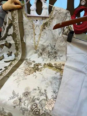 All-Over Floral Printed Swiss Lawn Stitched Three-Piece Suit - Off-white/cream